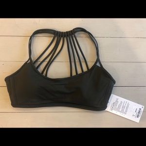 Lululemon Lighten Up Bra